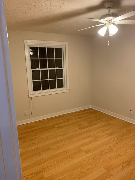 Bedroom#2 - 281 Oak Dr