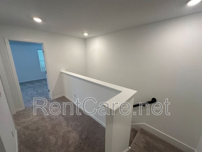 Building Photo - 6541 Cyrils Dr