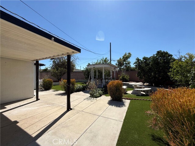 Building Photo - 13445 Gager St