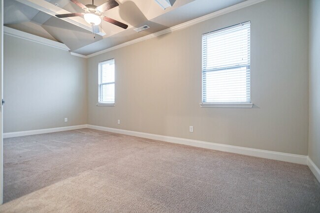 Building Photo - 2576 Wellesley Square Dr