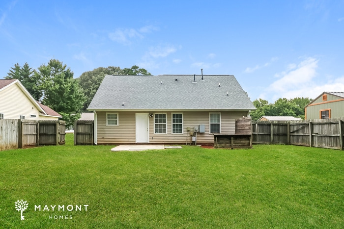 Building Photo - 1113 Summit Hills Dr