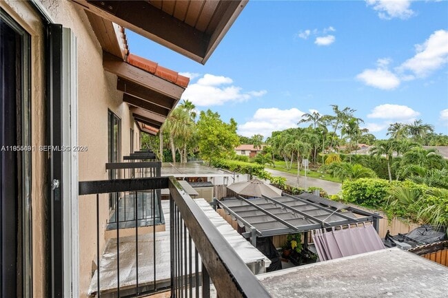 Building Photo - 1927 SW 107th Ave