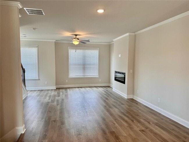 Building Photo - 589 Fundao Ln