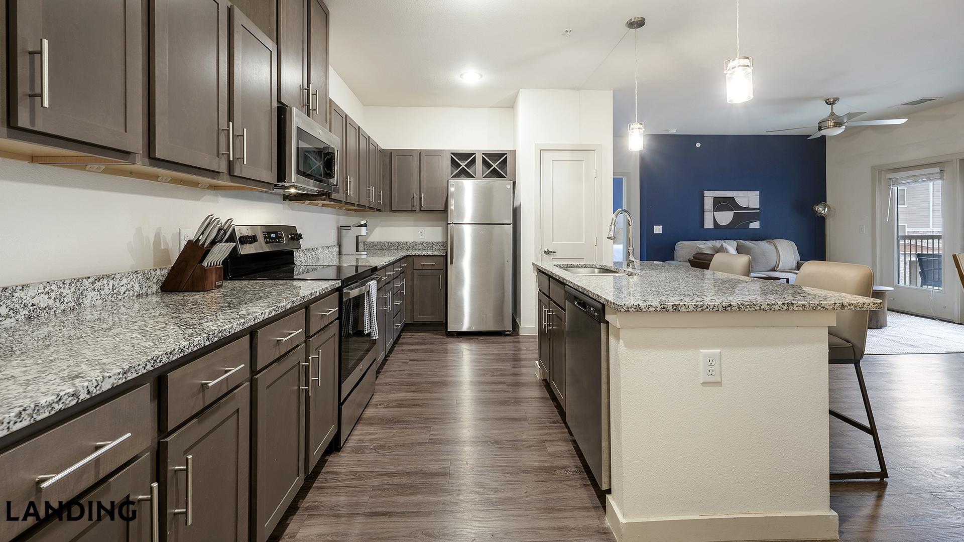 Building Photo - 2825 Main St