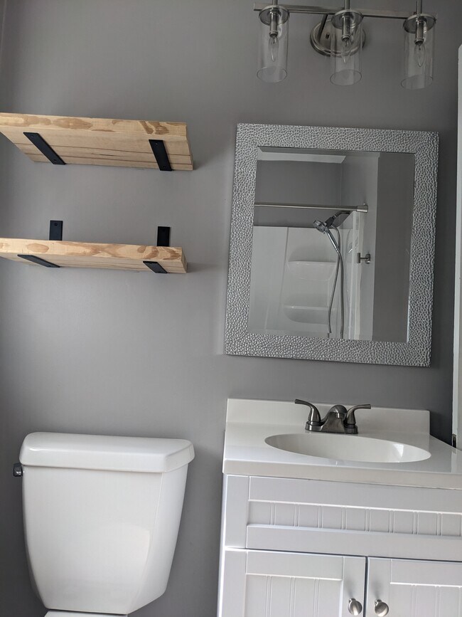 Building Photo - 1316 Sewanee Dr