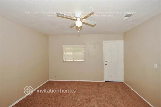 Building Photo - 1052 W Kilarea Ave