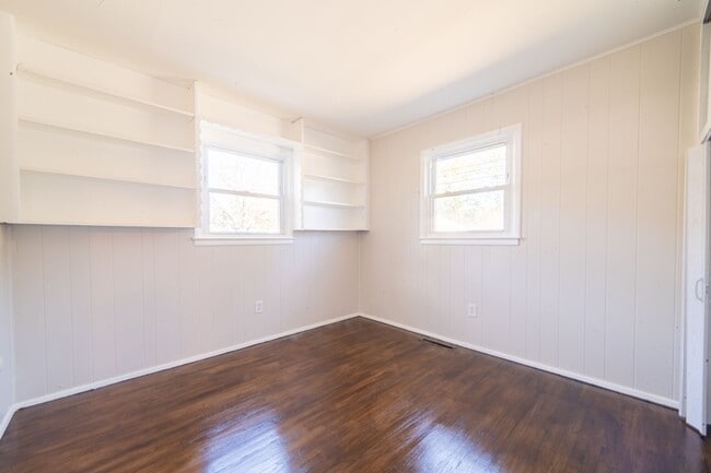 Building Photo - 4-Bedroom Home with Garage, Gated Yard & Sunroom