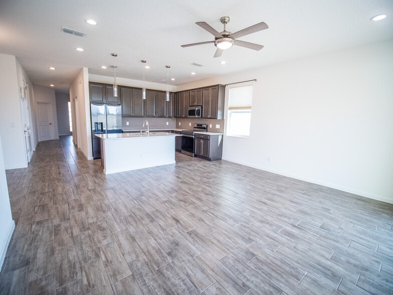 Building Photo - 1257 Hendon Loop