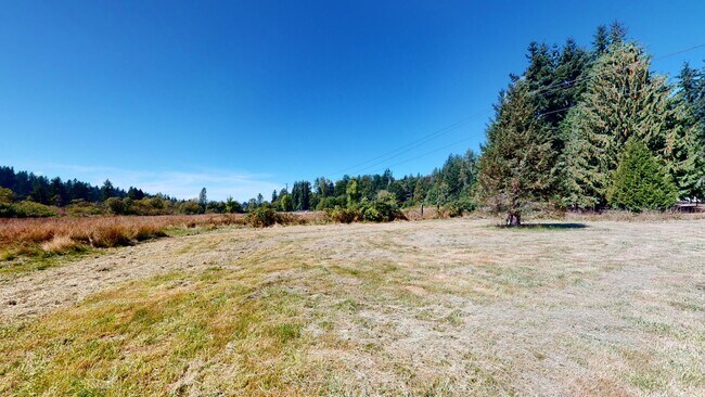 Building Photo - May Valley Road business opportunity available - 2 bedroom 1 bath home with carport & office and ...