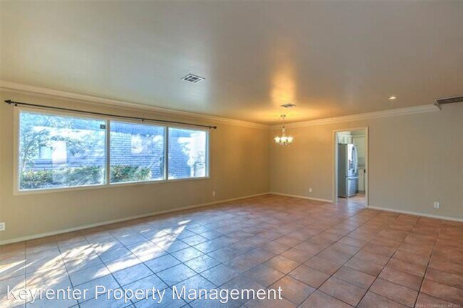 Building Photo - 3 br, 2 bath House - 8514 E 31st Pl S