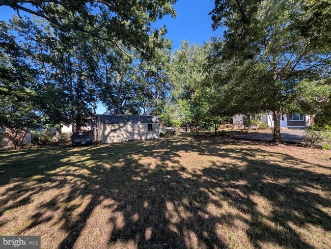 Building Photo - 6327 Willowood Ln