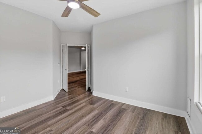 Building Photo - 408 Cottonwood Cir