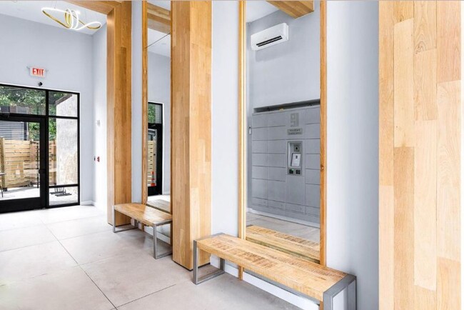 Building Photo - Stylish & Sophisticated in Shepherd Park!