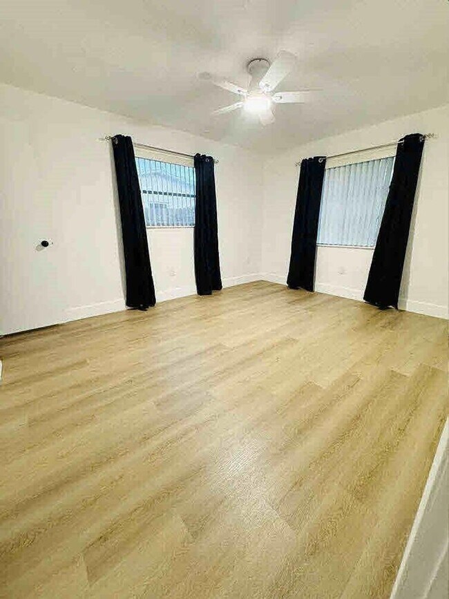 Building Photo - 9171 NW 26th St