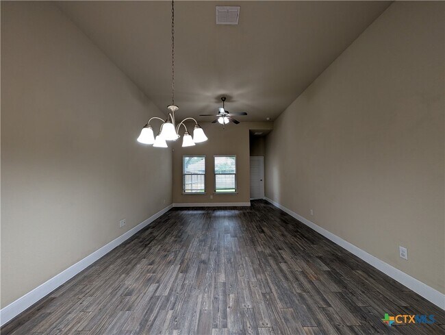 Building Photo - 1227 FM306