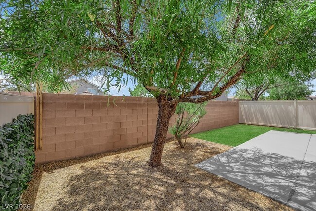 Building Photo - 5079 W Desert Dandelion Ct