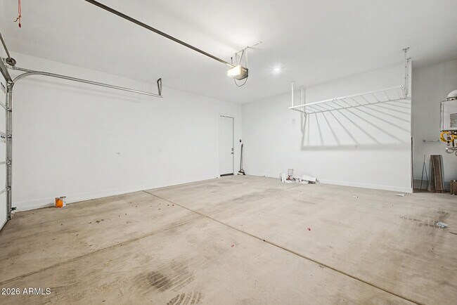 Building Photo - 6051 E Sinclair St