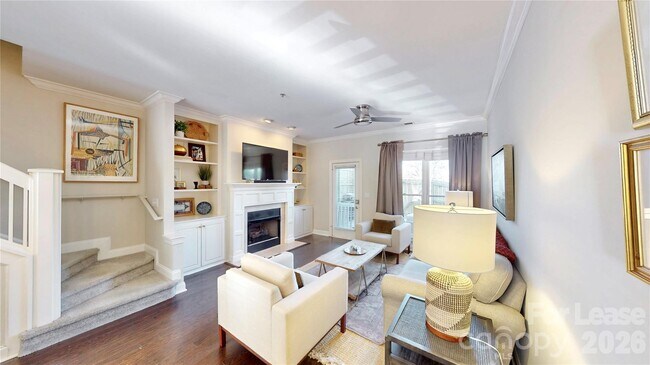 Building Photo - 1009 Park West Dr