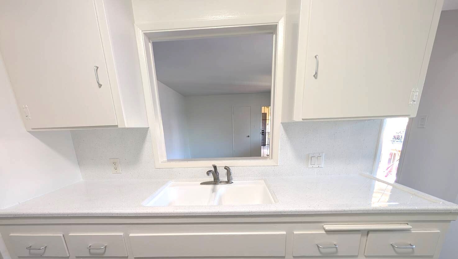 Building Photo - 3694 Redondo Beach Blvd