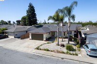 Building Photo - 36311 San Pedro Dr