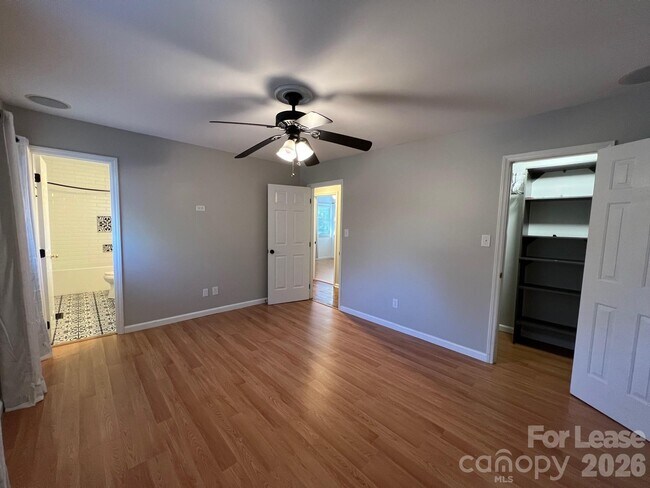 Building Photo - 20921 San Mateo Pl
