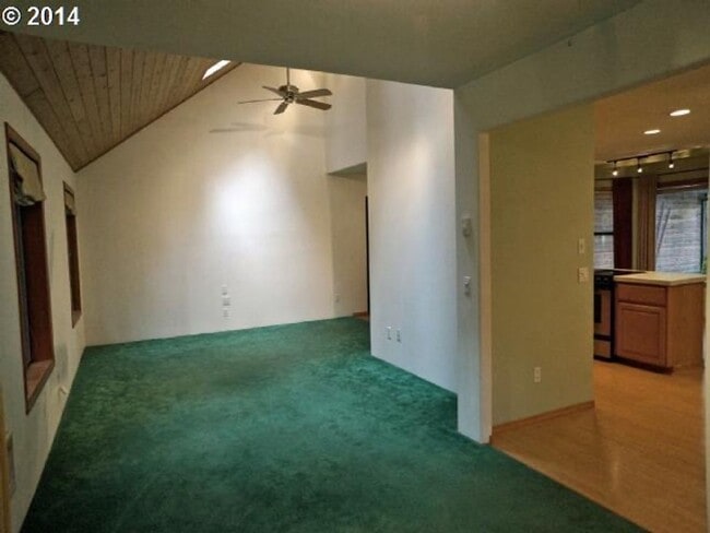 Building Photo - PV01