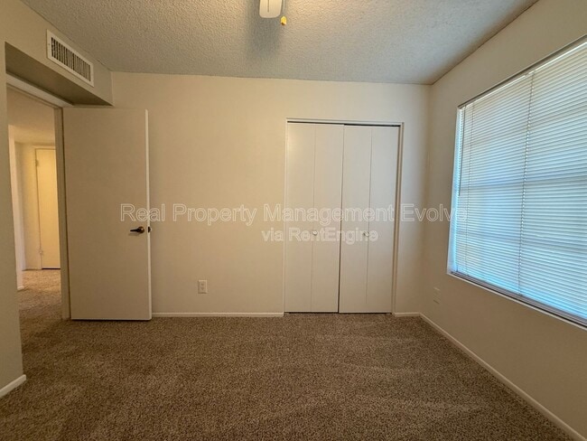 Building Photo - 20831 N 16th Ave