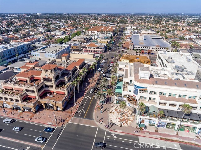 Building Photo - 200 Pacific Coast Hwy