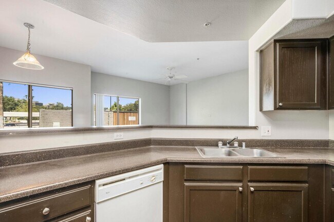 Building Photo - 4644 N 22nd St