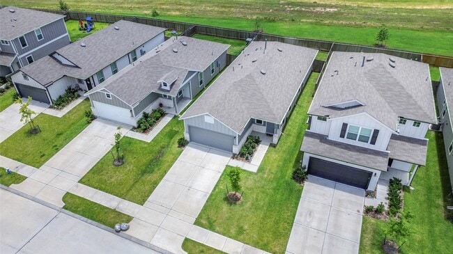 Building Photo - 23663 Cranberry Grader Ln