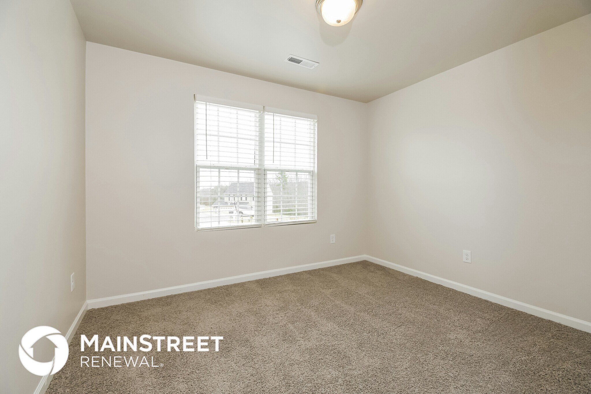 Building Photo - 828 Brentwood Pk Ln