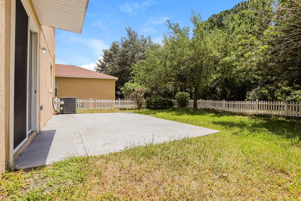 Building Photo - 26820 Stillbrook Dr