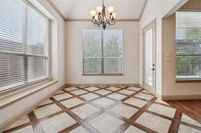 Building Photo - 8217 Almont Dr