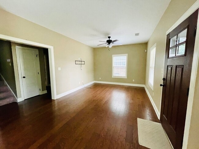 Building Photo - **DOWNTOWN JACKSON** Hub City LIFT Wellnes...