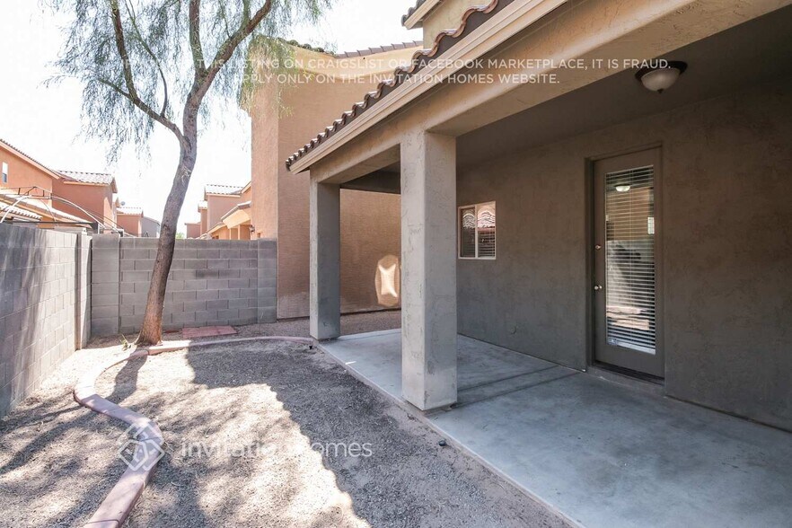 Building Photo - 229 S Trenton