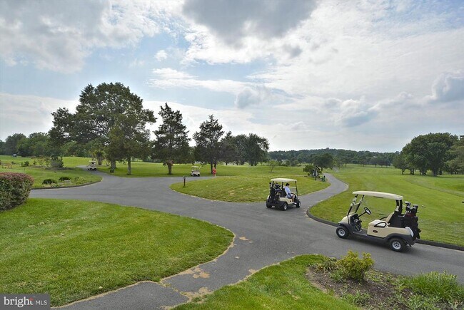 Building Photo - 13358 Sherwood Park Ln