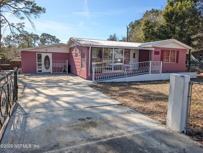 Building Photo - 231 5th Way