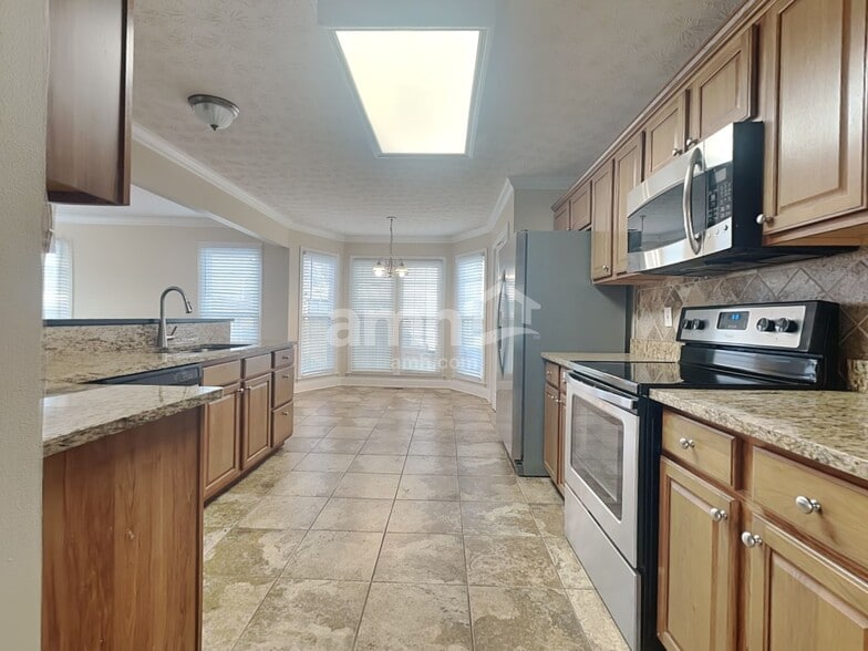 Building Photo - 1054 Garrison Ridge Blvd