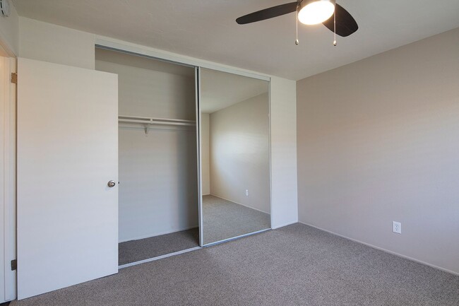 Building Photo - OPEN HOUSE: 11/16 10AM-12PM ~ 1BR at a Gre...