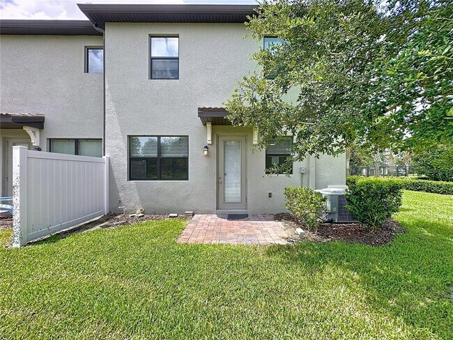 Building Photo - 1249 Royal St. George Blvd