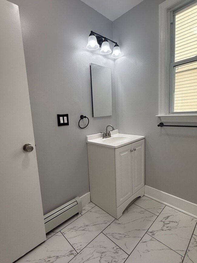 Building Photo - 253 Ampere Pkwy