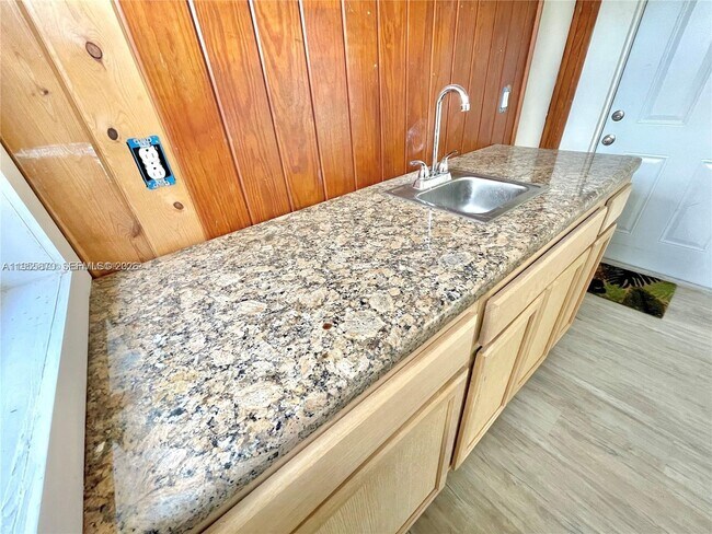 Building Photo - 7150 Coolidge St