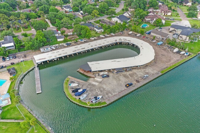 Building Photo - 18519 Egret Bay Blvd