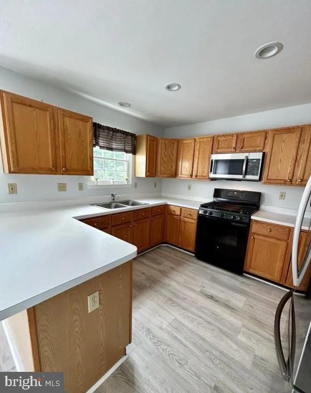 Building Photo - 8807 Briarcliff Ln