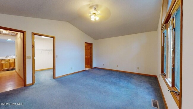 Building Photo - 1236 Rays Bridge Rd