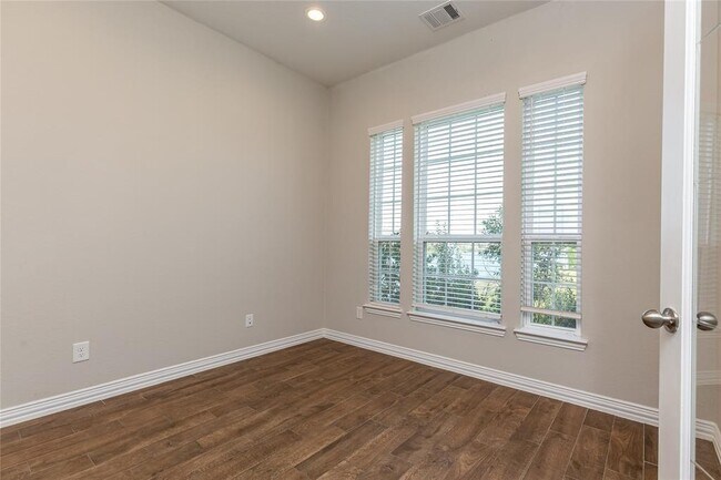 Building Photo - 24131 Cannon Anello Ct