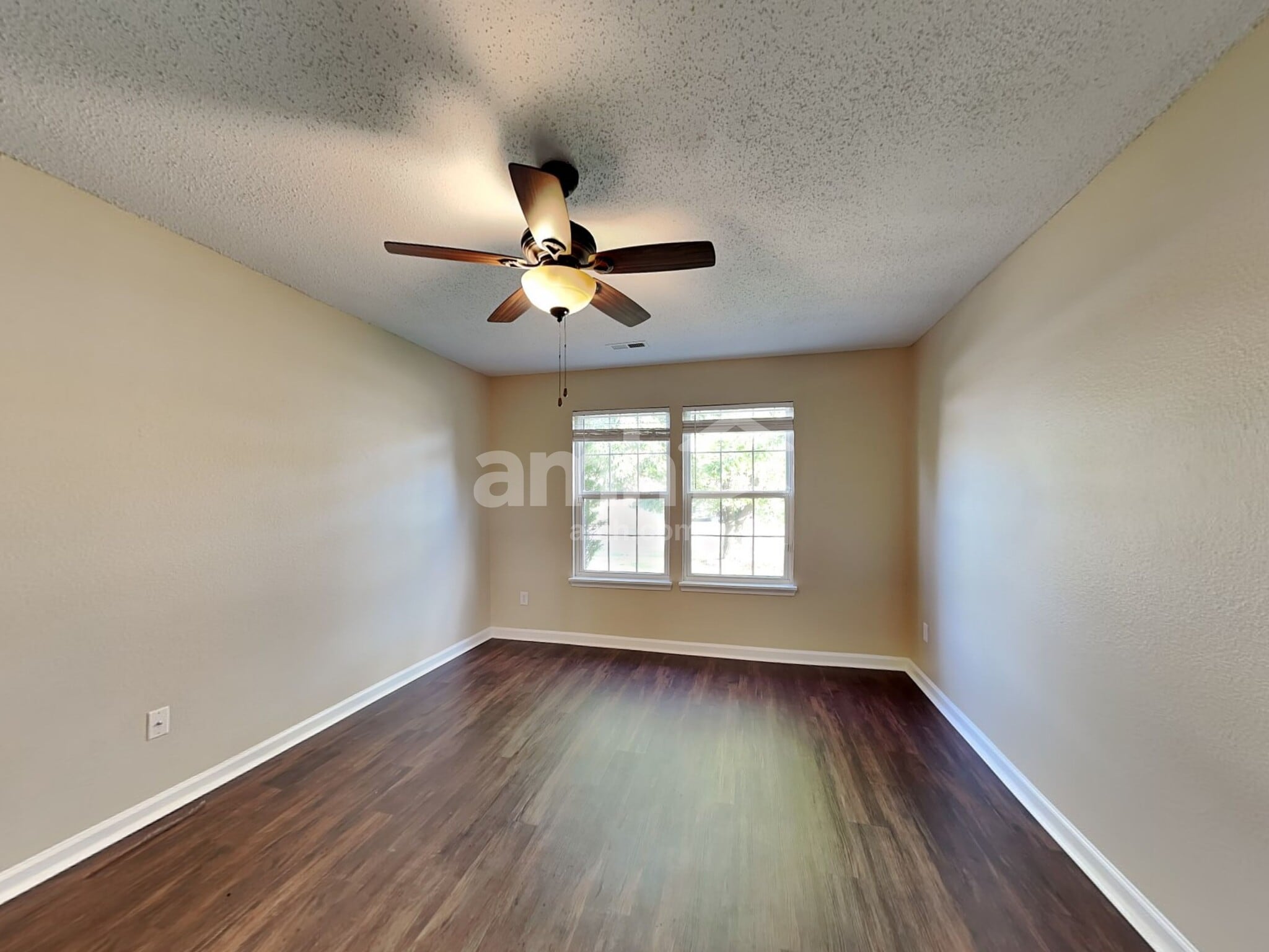 Building Photo - 5452 Wood Hollow Dr