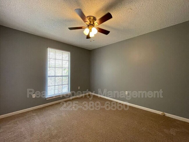 Building Photo - 1724 Brightside Dr