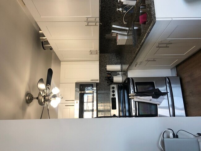 Building Photo - 3660 N Lake Shore Dr