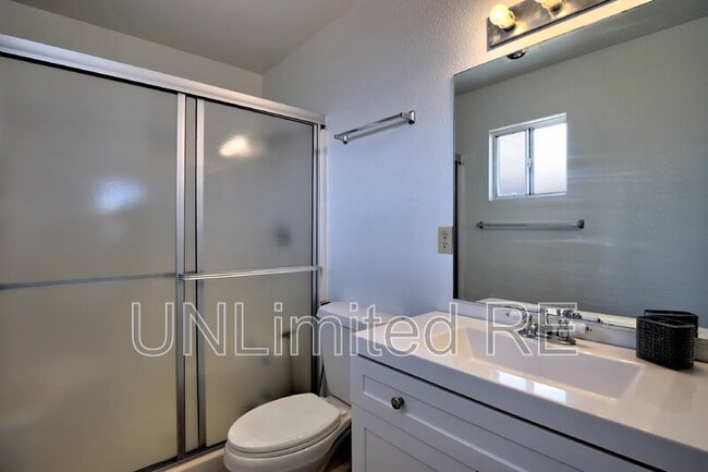 Building Photo - 37339 Buckskin Cir